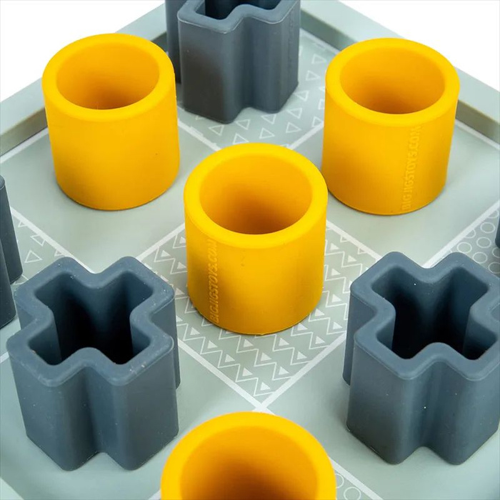 Gra strategiczna Kółko i krzyżyk Bigjigs