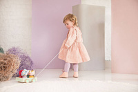 Drewniany wózek do ciągnięcia Wilk Louis LILLIPUTIENS 