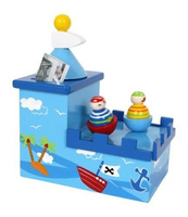 Drewniana pozytywka i skarbonka dla dzieci. Statek piracki, small foot