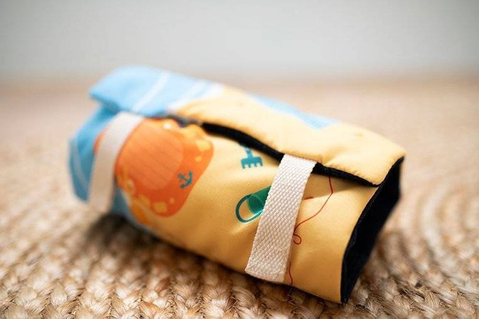 Mini przytulanki Rodzina nosorożców z matą Nosorożec Marius Lilliputiens