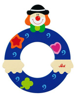 Drewniana literka. Klaun "O", Sevi