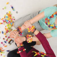 B.eauty Pops zestaw do tworzenia biżuterii 150 elementów B.Toys