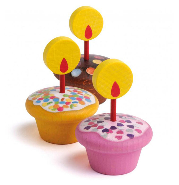 Drewniane babeczki muffinki na urodziny Erzi