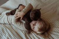 Pluszowy kotek maskotka obciążeniowa 1,2 kg Astrup