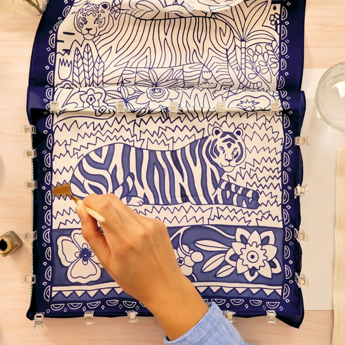 Zestaw artystyczny Malowanie na jedwabiu AGA Atelier 10 Djeco