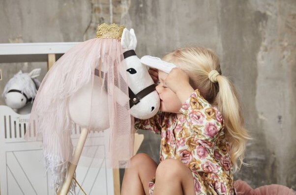 Hobby Horse Koń na kiju Astrup biały