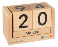 Drewniany kalendarz z sześcianów Pilch