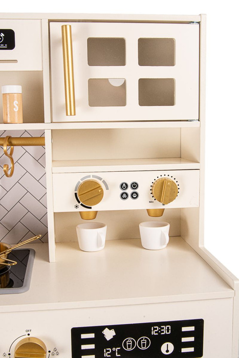 Drewniana kuchnia zabawkowa dla dzieci z bogatym wyposażeniem