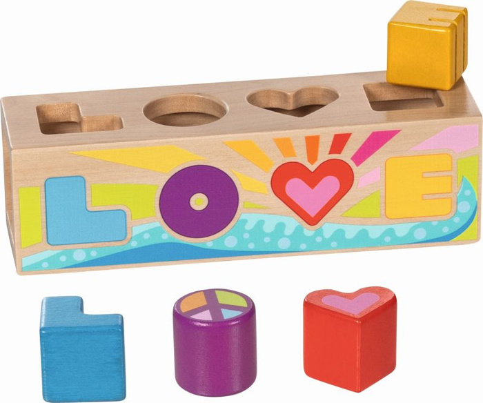 Kolorowy sorter kształtów drewniany LOVE Goki