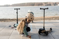 SCOOTANDRIDE Dziecięcy kask XXS-S 1-5 lat światło LED magnetyczne zapięcie Leopard