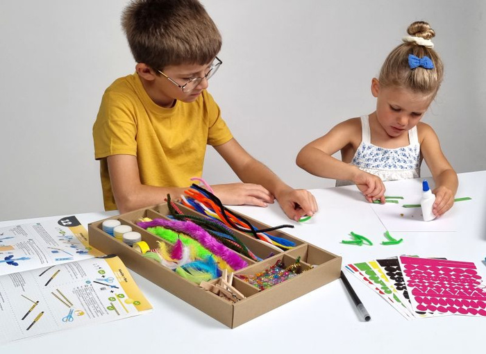 Zestaw DIY pudełko kreatywne 20 aktywności Buki