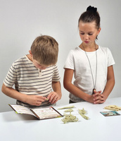 Zestaw mały archeolog 25 niespodzianek z dinozaurami Buki