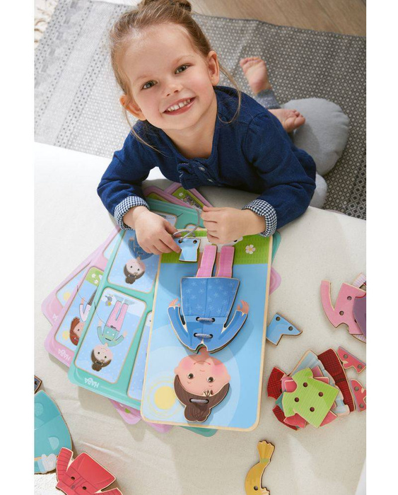 Sznurowanka Ubierz mnie Haba