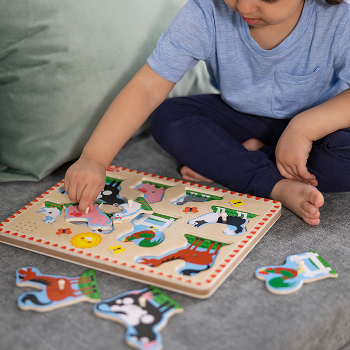 Układanka Gospodarstwo z efektami dźwiękowymi Melissa & Doug