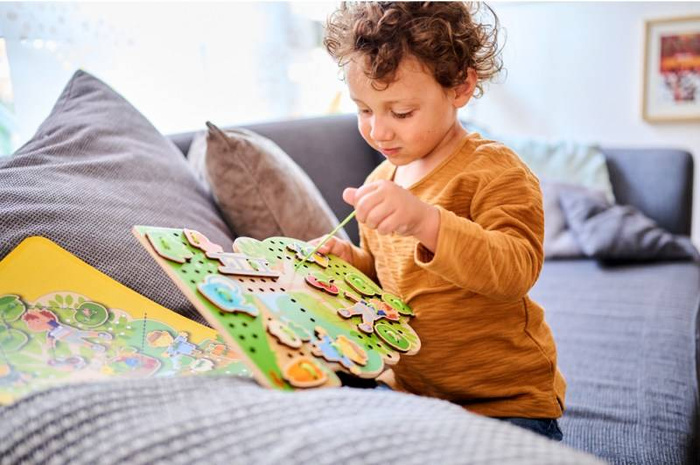 Sznurowanka W ogrodzie Haba