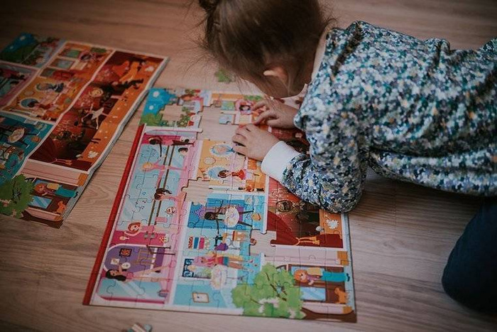 Puzzle w walizce Akademia tańca 100 elementów 6+ Janod