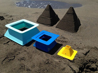 QUUT Zestaw 3 foremek do piasku Piramida Pira Vintage Blue + Deep Blue + Mellow Yellow