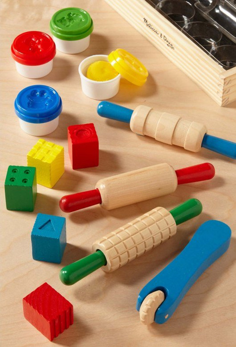 Kolorowa ciastolina z wałkami i stemplami Created by Me! Shape, Model, & Mold Melissa & Doug