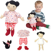 Lalka Nico z małym przyjacielem kurczakiem Manhattan Toy