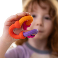 Plip Links półokrągłe klocki silikonowe Fat Brain Toys