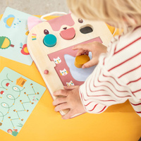 Drewniana magnetyczna Tablica-Znikopis Kotka Jeanne 18m+ Lilliputiens