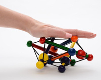 Zabawka dla niemowląt. Kolorowa forma, Manhattan Toy