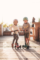 SCOOTANDRIDE Highwaykick 3 LED Hulajnoga składana ze świecącymi kółkami 3+ Rose