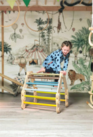 Drewniany trójkąt do wspinaczki Przygoda Small Foot 