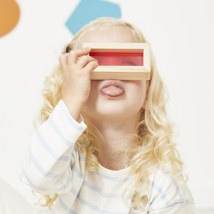 Sensoryczne klocki drewniane dla dzieci przeźroczyste kolorowe Janod