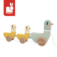 Zabawka do ciągnięcia na sznurku drewniane Kaczki Sweet Cocoon Janod