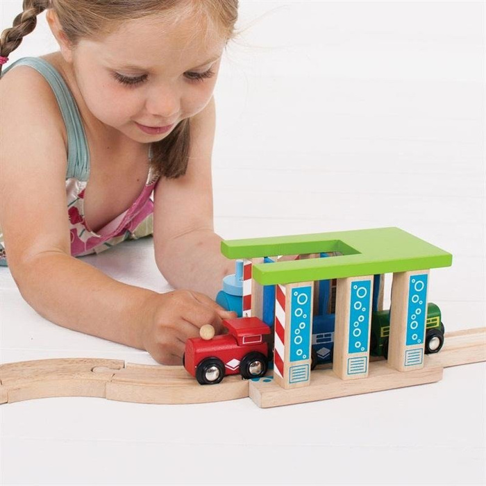 Tęczowa myjnia dla pociągów Bigjigs Rail