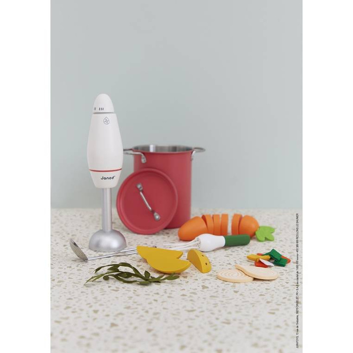 Gotowanie zupy z drewnianym blenderem i akcesoria Janod