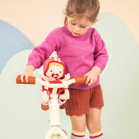 Lalka Lena z akcesoriami w foteliku rowerowym Lilliputiens