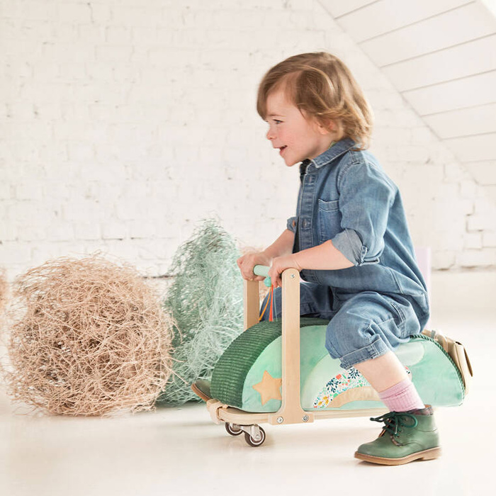 Drewniany jeździk z torebką Smok Joe LILLIPUTIENS