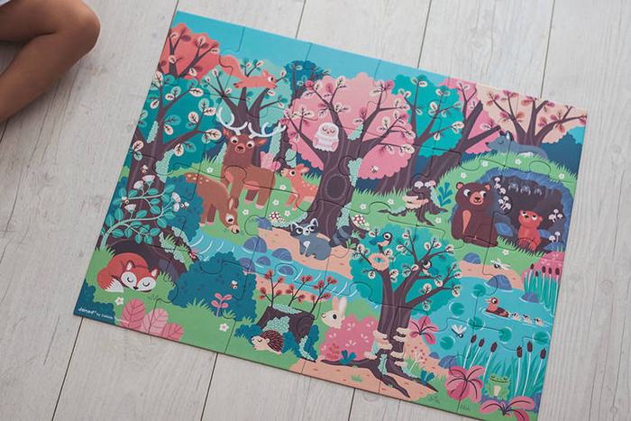 Świecące puzzle z mini-lampką UV Las 24 elementy 3+ Janod