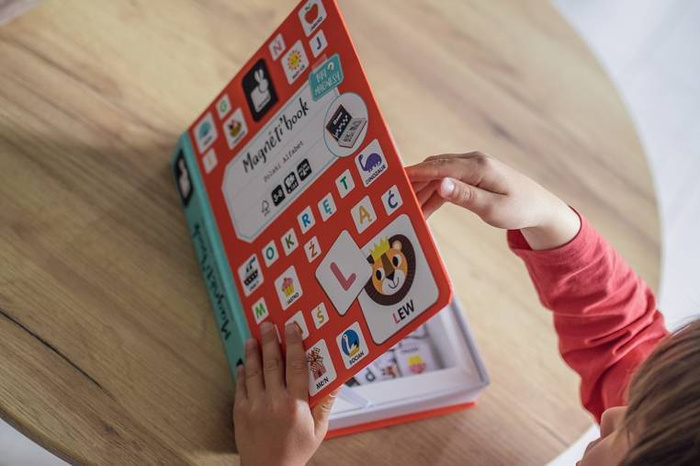 Magnetyczna układanka Polski Alfabet Magnetibook Janod