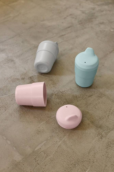 Kubek z silikonową pokrywką z dziubkiem Little Chums Pies Lassig