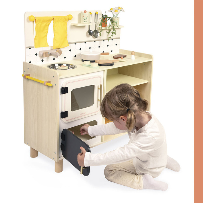 Duża drewniana kuchnia dla dziecka z 19 akcesoriami Shiny Grandma Janod