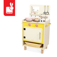 Drewniana kuchnia dla dziecka z 10 akcesoriami Shiny Grandma Janod