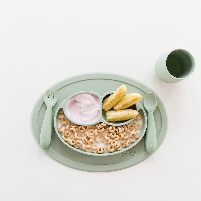 Silikonowy kubeczek Mini Cup pastelowa zieleń EZPZ