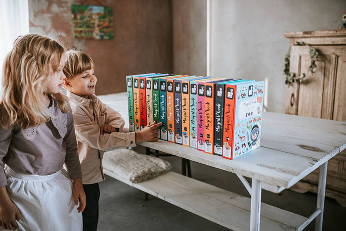 Magnetyczna układanka Alfabet Magnetibook kolekcja 2018, Janod