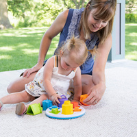 Sorter kolorów i kształtów z foremkami Plugzy Fat Brain Toys