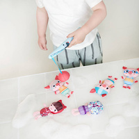 Zabawa w wędkowanie w kąpieli Wilk Louis Lilliputiens