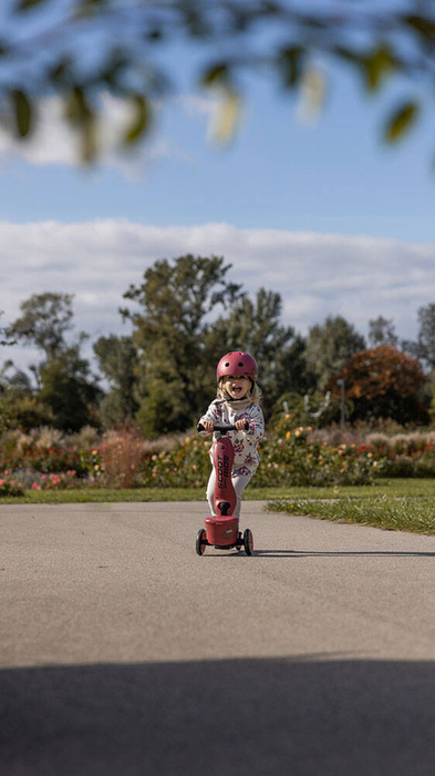 Jeździk i hulajnoga 2 w 1 zamykany schowek Wildcat Highwaykick 1 Lifestyle Scoot & Ride