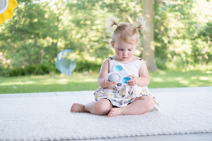 Zabawki sensoryczne dla dzieci i niemowląt Bąbelki Dimpl Słoneczko i Chmurka Fat Brain Toys