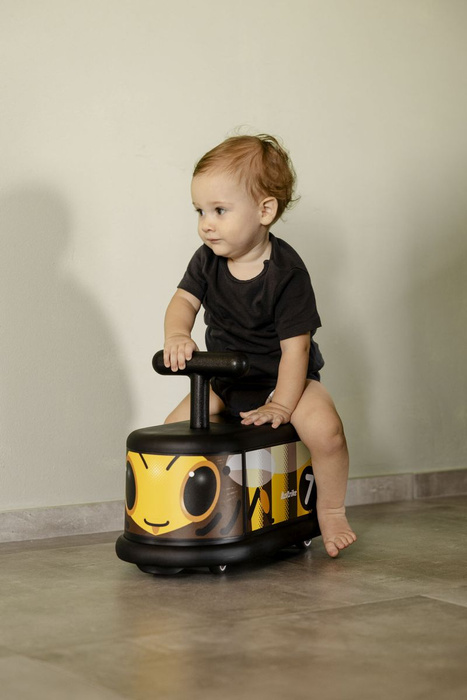 Jeździk czarny dla dzieci Pszczółka La Cosa Italtrike