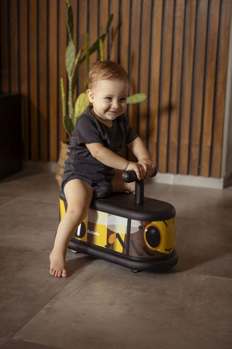 Jeździk czarny dla dzieci Pszczółka La Cosa Italtrike