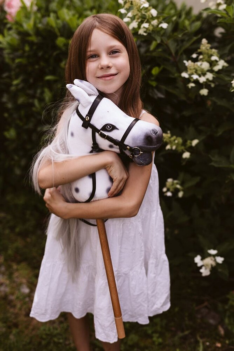 Hobby Horse Koń na kiju z otwartą buzią Magic Astrup łaciaty