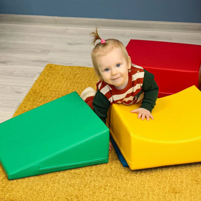Zestaw do zabawy wielokolorowy Soft Play Little Crawler IGLU
