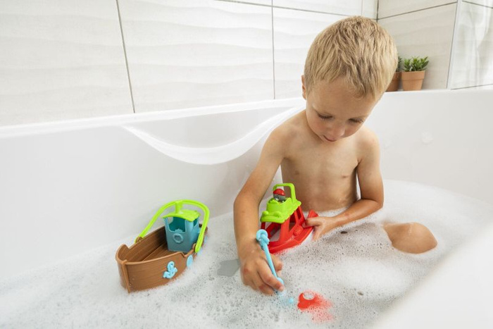 Zabawkowy kuter rybacki 3 w 1 Klorofil, statek i figurka